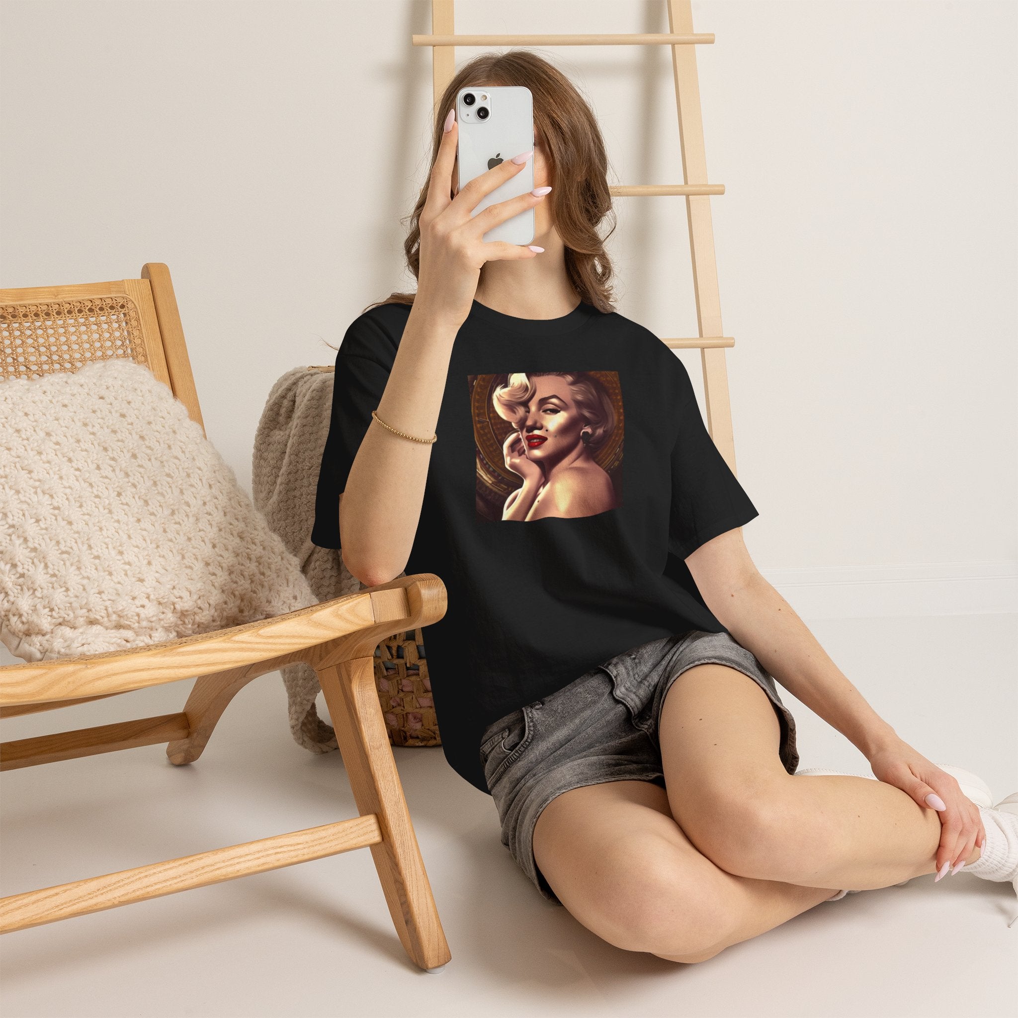 Vintage Glam Portrait Tee — Retro Pinup Art T-Shirt